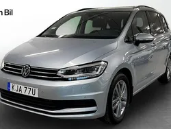 Silver Begagnad 2024 VW Touran Minibuss | 389 900 kr (Marknadspris)