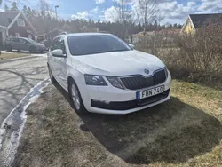 Vit Begagnad 2018 Skoda Octavia Kombi | 119 000 kr (Lite dyr)