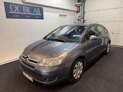 Mörkgrå (grå) Begagnad 2007 Citroën C4 Halvkombi | 29 900 kr (Marknadspris)