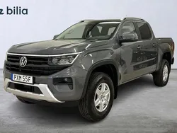 Mörkgrå (dark grey metallic) Ny 2025 VW Amarok Life Pickup | 642 500 kr (Dyr)