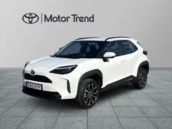 Vit Begagnad 2023 Toyota Yaris Cross Active SUV | 289 900 kr (Marknadspris)