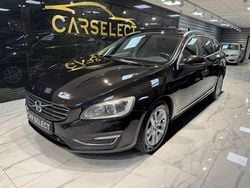 Svart Begagnad 2016 Volvo V60 Summum Kombi | 149 900 kr (Marknadspris)