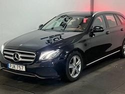 Svart Begagnad 2017 Mercedes E220 Avantgarde Kombi | 184 900 kr (Marknadspris)