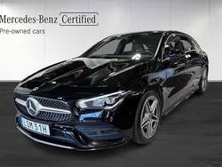 Svart (black) Begagnad 2022 Mercedes CLA200 Shooting Brake AMG Kombi | 329 900 kr (Marknadspris)