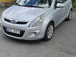 Silver Begagnad 2010 Hyundai i20 Select Halvkombi | 29 900 kr (Bra pris)