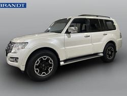 Vit Begagnad 2017 Mitsubishi Pajero SUV | 299 900 kr (Bra pris)