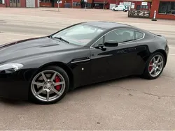 Svart Begagnad 2008 Aston Martin V8 Vantage Sportkupé | 495 000 kr