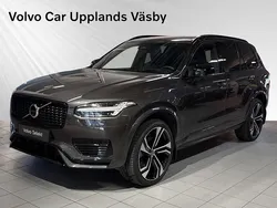 Grå Begagnad 2023 Volvo XC90 Ultimate SUV | 719 900 kr (Marknadspris)