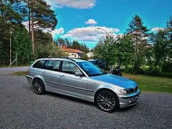 Silver Begagnad 2003 BMW 330 Kombi | 37 500 kr (Superpris)