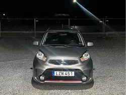 Grå Begagnad 2016 Kia Picanto Halvkombi | 52 000 kr (Superpris)
