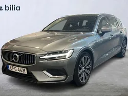 Grå Begagnad 2021 Volvo V60 Inscription Kombi | 279 900 kr (Bra pris)