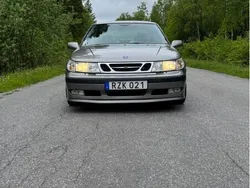 Grå Begagnad 2001 Saab 9-5 Aero Sedan | 41 500 kr (Dyr)