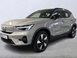 Grå Begagnad 2024 Volvo XC40 Core SUV | 399 900 kr