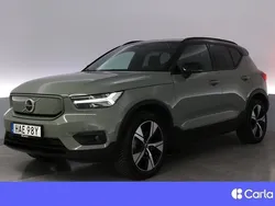 Grön Begagnad 2022 Volvo XC40 Pro SUV | 302 900 kr