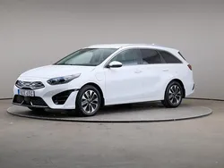 Vit Begagnad 2023 Kia Ceed Sportswagon Advance Kombi | 265 000 kr (Marknadspris)
