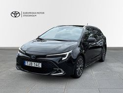 Svart Begagnad 2024 Toyota Corolla Style Kombi | 314 900 kr (Marknadspris)