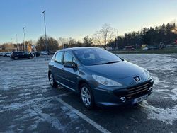 Begagnad 2008 Peugeot 307 Halvkombi | 31 000 kr (Lite dyr)