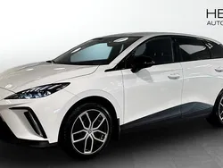 Vit (white) Begagnad 2023 MG MG4 EV Luxury Halvkombi | 334 900 kr (Marknadspris)
