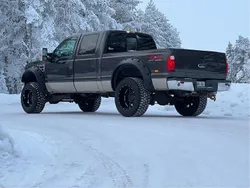 Grå Begagnad 2008 Ford F250 | 300 000 kr