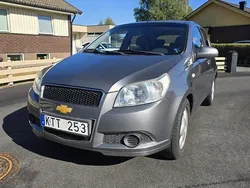 Grå Begagnad 2009 Chevrolet Aveo Halvkombi | 24 950 kr