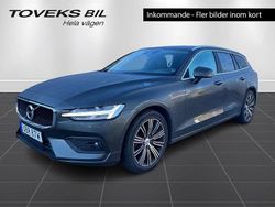 Mörkgrå (pine grey) Begagnad 2019 Volvo V60 Kombi | 289 000 kr (Marknadspris)