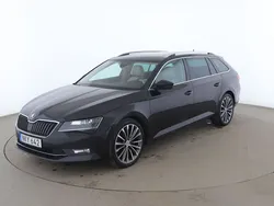 Svart Begagnad 2016 Skoda Superb LAURIN & KLEMENT Kombi | 176 000 kr (Marknadspris)