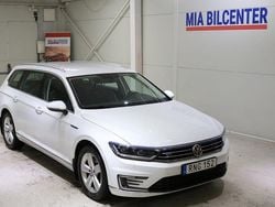 Vit Begagnad 2017 VW Passat GTE Kombi | 129 000 kr (Superpris)