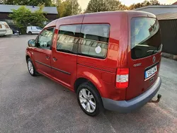 Röd Begagnad 2009 VW Caddy Minibuss | 49 500 kr (Dyr)