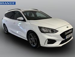 Vit Begagnad 2019 Ford Focus ST-Line Kombi | 149 900 kr (Marknadspris)