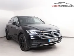Svart Begagnad 2020 VW Touareg Executive SUV | 459 000 kr (Marknadspris)