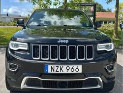 Svart Begagnad 2016 Jeep Grand Cherokee SUV | 189 900 kr (Bra pris)