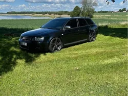 Svart Begagnad 2004 Audi S4 Kombi | 95 000 kr