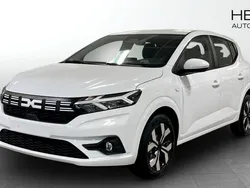 Vit (white) Ny 2025 Dacia Sandero Expression Halvkombi | 219 900 kr (Marknadspris)