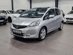 Silver Begagnad 2014 Honda Jazz Halvkombi | 79 900 kr (Marknadspris)