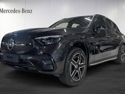 Grå Ny 2025 Mercedes GLC300e AMG Line Premium Plus SUV | 817 900 kr (Marknadspris)