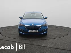 Blå (race blue metallic) Begagnad 2023 Skoda Scala Halvkombi | 224 400 kr (Marknadspris)