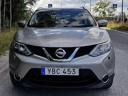 Silver Begagnad 2015 Nissan Qashqai SUV | 129 000 kr (Lite dyr)
