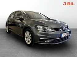 Mörkgrå Begagnad 2017 VW Golf VII Halvkombi | 149 900 kr (Marknadspris)