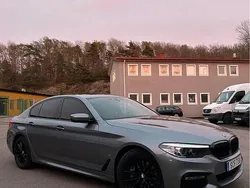 Blå Begagnad 2017 BMW 530e iPerformance Sedan | 225 000 kr (Dyr)