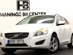 Vit Begagnad 2012 Volvo V60 Momentum Kombi | 79 900 kr (Marknadspris)