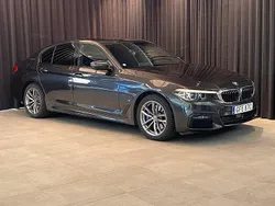 Grå Begagnad 2019 BMW 530e iPerformance Sedan | 319 500 kr (Marknadspris)