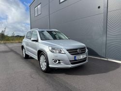 Silver Begagnad 2009 VW Tiguan R-line SUV | 119 900 kr (Lite dyr)