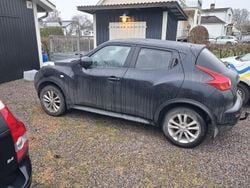 Svart Begagnad 2011 Nissan Juke SUV | 74 000 kr (Marknadspris)