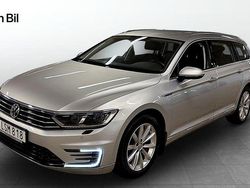 Silver Begagnad 2018 VW Passat GTE Kombi | 219 800 kr (Marknadspris)