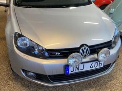 Silvermetallic Begagnad 2010 VW Golf VI Halvkombi | 69 000 kr (Dyr)