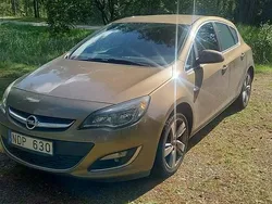 Brun Begagnad 2013 Opel Astra Sport Halvkombi | 69 000 kr (Lite dyr)