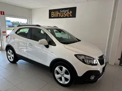 Vit Begagnad 2013 Opel Mokka SUV | 109 800 kr (Lite dyr)
