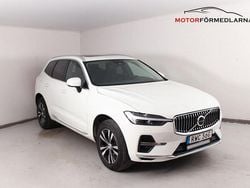 Vit Begagnad 2022 Volvo XC60 Momentum SUV | 344 900 kr (Superpris)