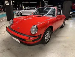 Röd Begagnad 1975 Porsche 911 | 575 000 kr