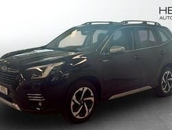 Svart Begagnad 2023 Subaru Forester SUV | 369 900 kr